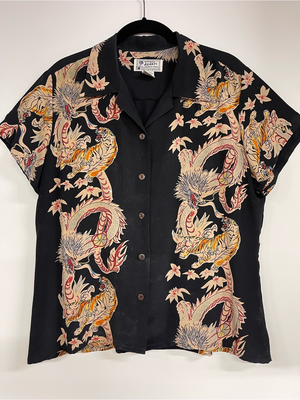 Avanti 100% Silk Black Dragon and Tiger Print Short-Sleeve Shirt